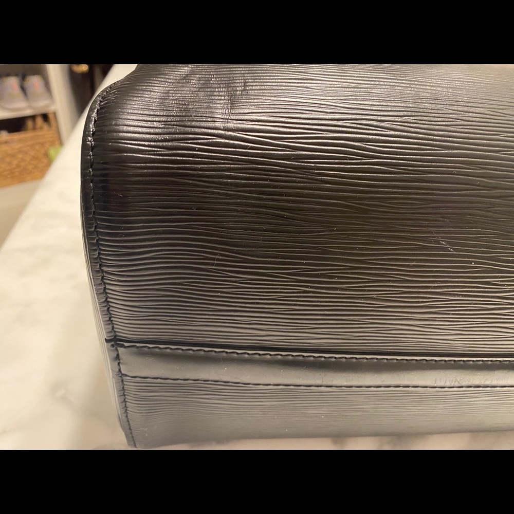 Louis Vuitton Speedy 30 Epi - Picture 7 of 16